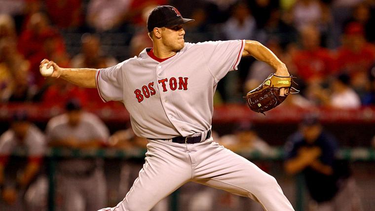 Former Red Sox P Jonathan Papelbon shows off touching tribute to late teammate Tim Wakefield